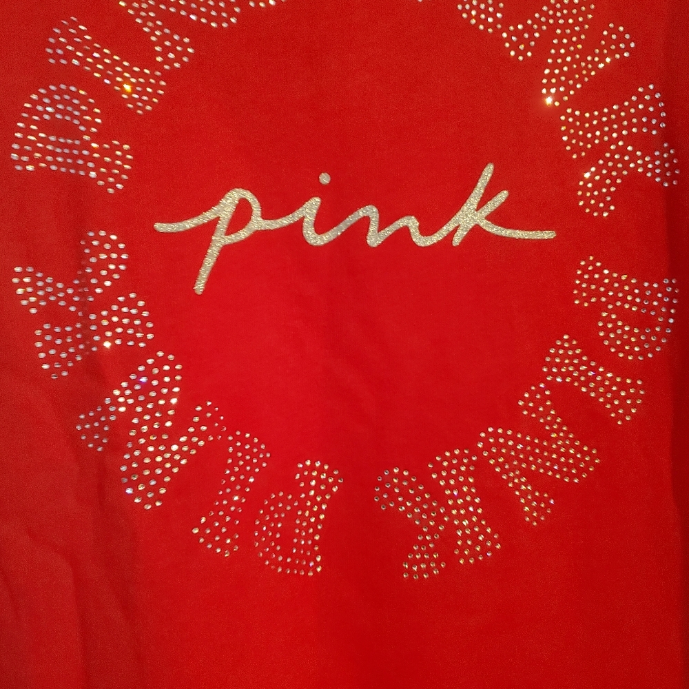 VS Pullover Sweatshirt